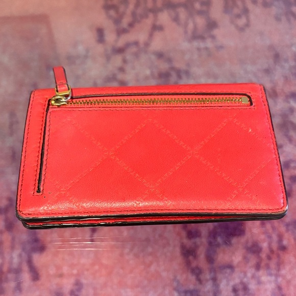 Tory Burch Quilted Wallet - Picture 3 of 3